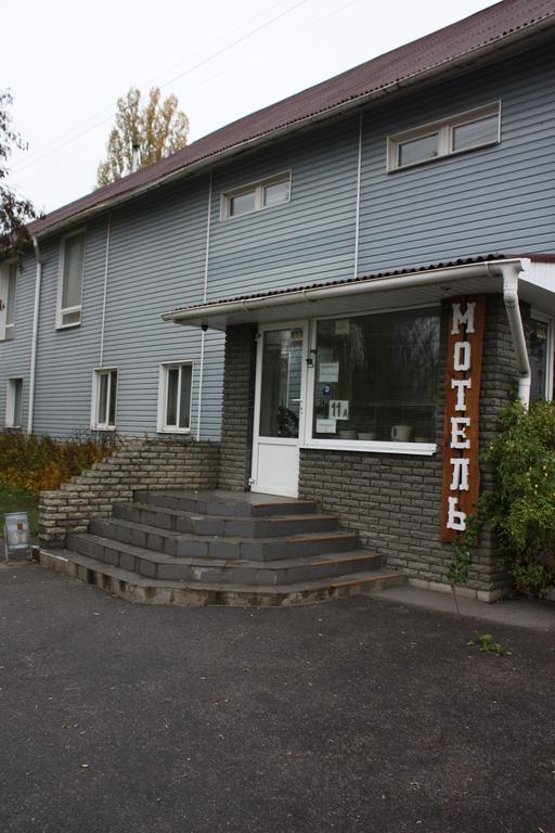 motel Pid Strihoyu Krementschuk Exterior foto